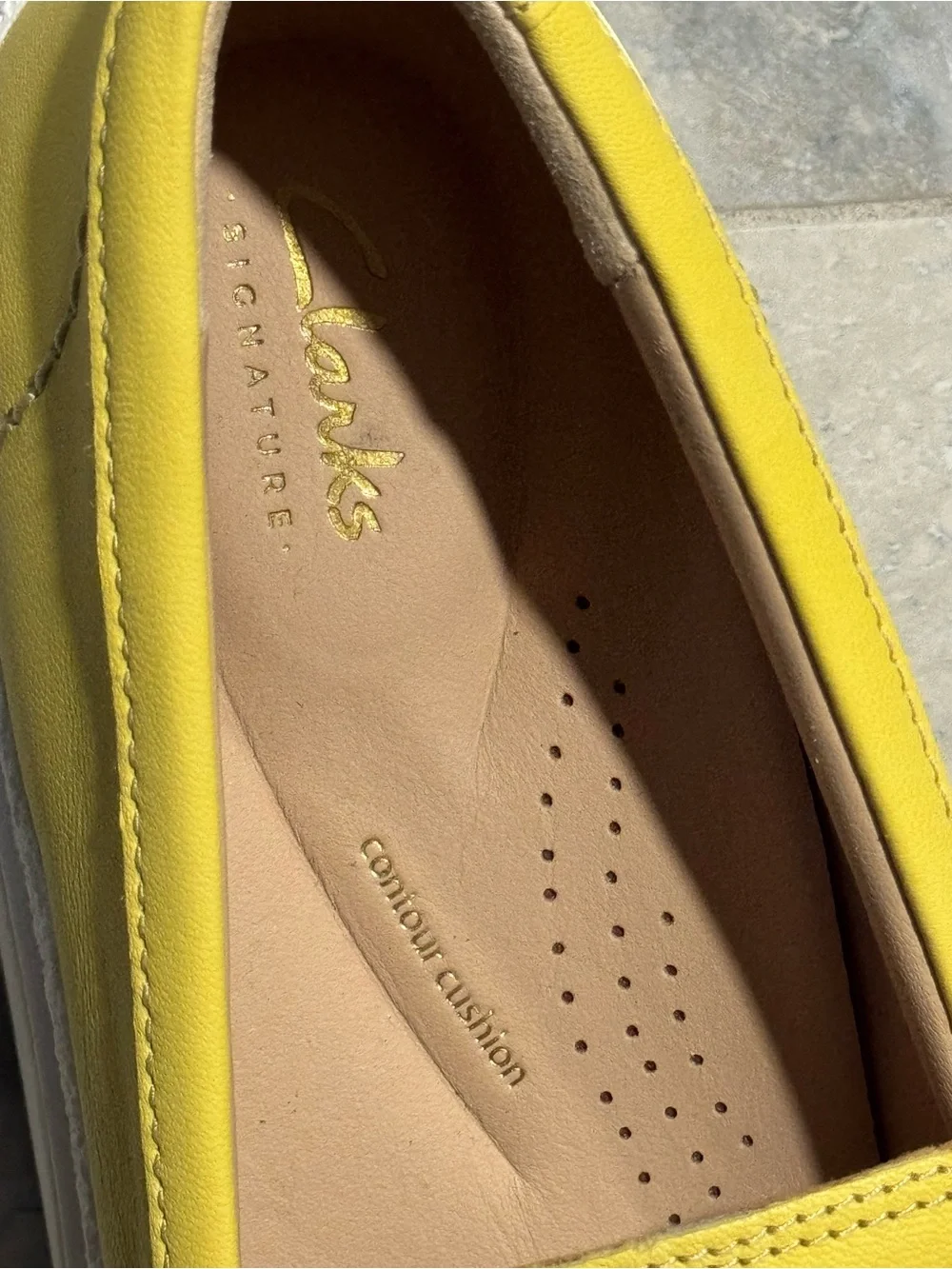 NWOB Clarks Women's Bright Yellow Leather Loafers